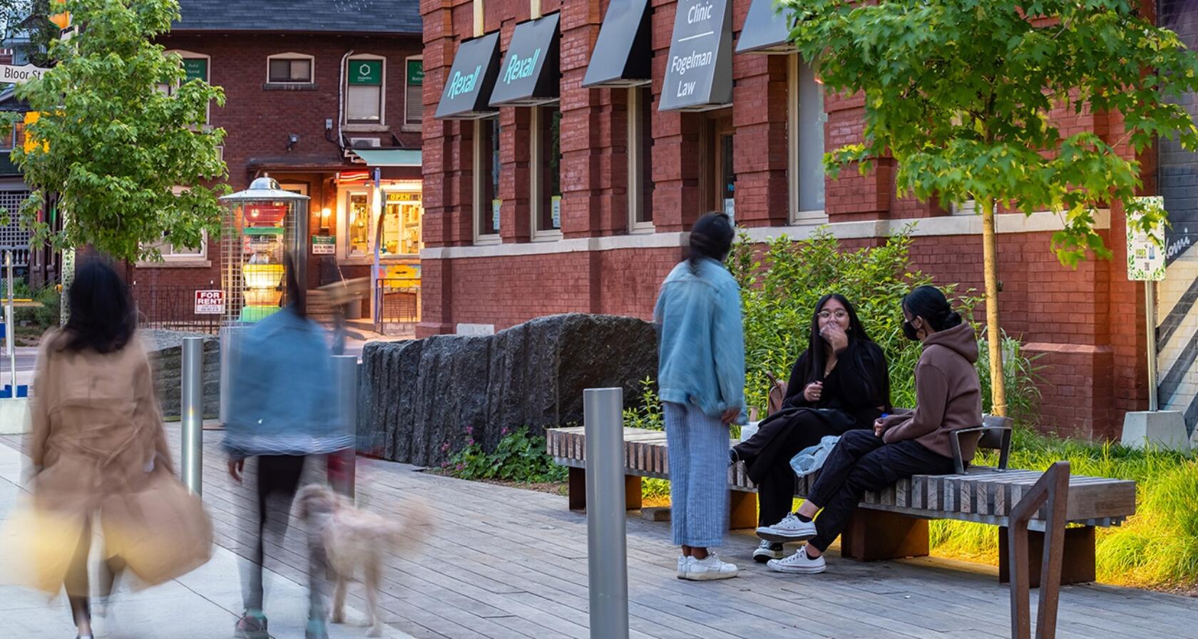 Bloor-Annex BIA Parkette. Photo by Scott Norsworthy